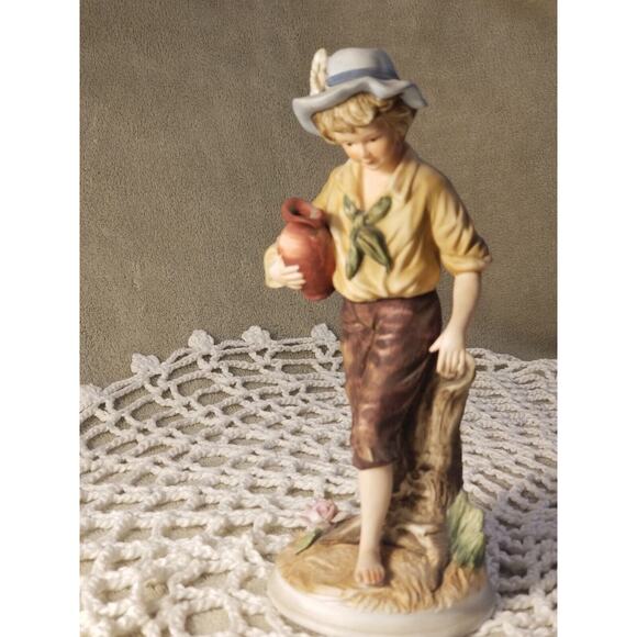 Andrea By Sadek Hand Painted‎ Porcelain Figurine Country Boy 7979 - Picture 2 of 15
